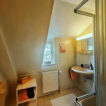 Gemuetliches Studio - Dachwohnung Mit Blick Ueber Das Kinzigtal Gelnhausen Exterior photo