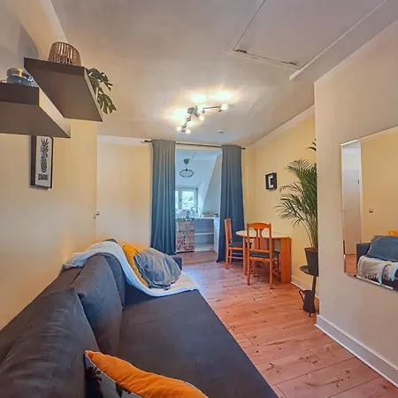 Gemuetliches Studio - Dachwohnung Mit Blick Ueber Das Kinzigtal Gelnhausen Exterior photo
